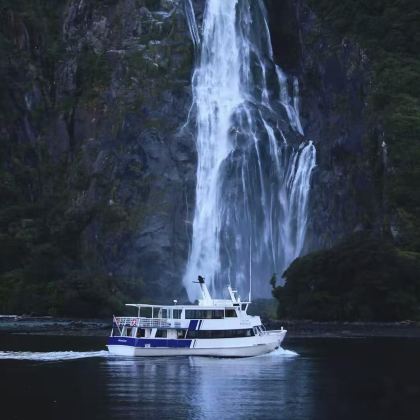 新西兰南岛+北岛11日8晚跟团游