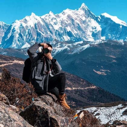 中国西藏林芝巴松措+南峰大本营+西藏雅尼国家湿地公园+墨脱+果果塘大拐弯+嘎隆拉+雅鲁藏布大峡谷+波密+佛掌沙丘+然乌湖9日8晚跟团游