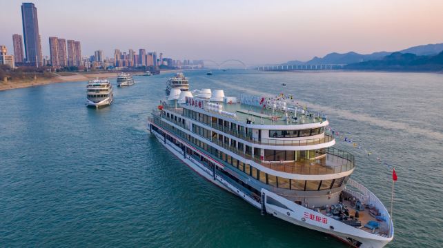 神农架、宜昌+6