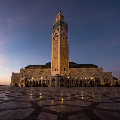 阿伊特本哈杜+阿特拉斯影城+托德拉峡谷+梅尔祖卡梅祖卡沙漠+撒哈拉沙漠+伊夫兰+非斯+布日卢蓝门+舍夫沙万+舍夫沙万麦地那+哈桑二世清真寺+马洛雷勒花园6日5晚拼小团