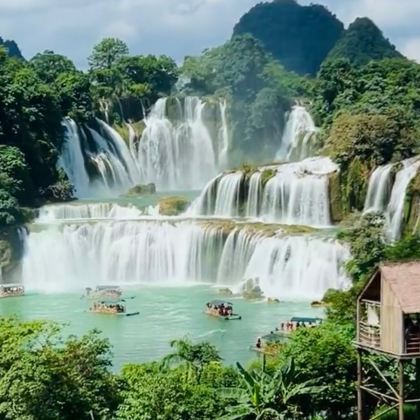 广西南宁+崇左+德天跨国瀑布景区+通灵大峡谷+明仕田园+宁明花山岩画景区3日2晚私家团