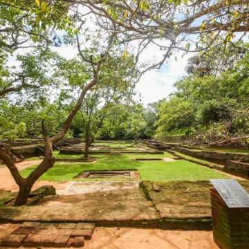 斯里兰卡科伦坡+贾夫纳+亭可马里+丹布勒+康提+努沃勒埃利耶+美蕊沙+加勒14日13晚私家团