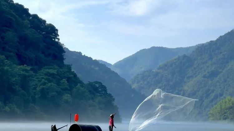 3-Day Gaoyi Mountain Tourism Resort + Dongjiang Lake Tourist Area