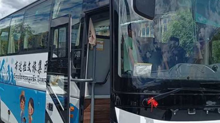 9D8N · Group Tours · Lhasa + Shigatse + Mt Qomolangma Base Camp + Namtso