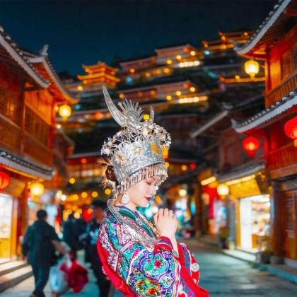 贵阳+黄果树+荔波小七孔景区+西江千户苗寨3日2晚跟团游