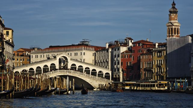 <14天>【歐洲環遊•意大利南法+巴塞南法】·瑞士+德國+法國+摩納哥+意大利+西班牙+中餐廳同款科爾馬小鎮+高迪之城巴塞羅那+法國童話小鎮安納西+薰衣草之鄉阿維尼翁+日內瓦+蘇黎世+度假勝地盧塞恩+時尚之都米蘭+水城威尼斯