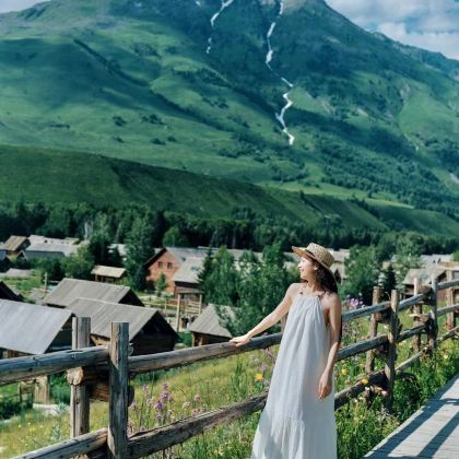 新疆乌鲁木齐+喀纳斯景区+赛里木湖8日7晚自由行