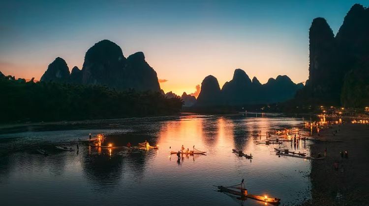 7D6N · Group Tours · 'All Tips Included' China + Guilin + Yangshuo + Li River Scenic Area + Longji Rice Terraces + Sanjiang + Hezhou