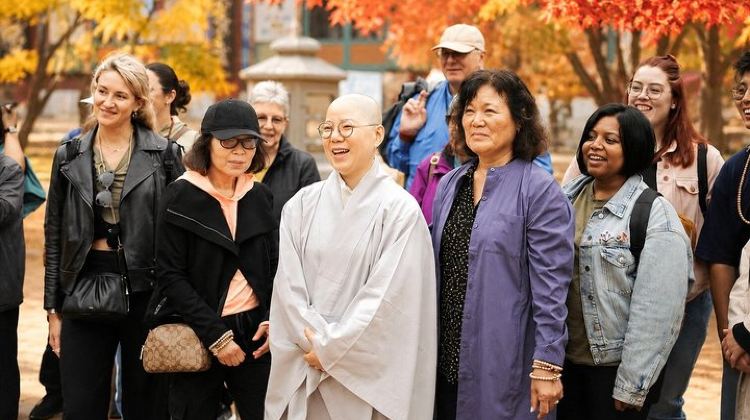 7-Day Group Tours: Discover Round Korea , All-Inclusive Experience