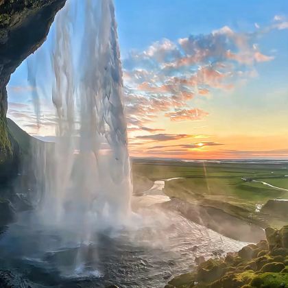 冰岛10日7晚私家团