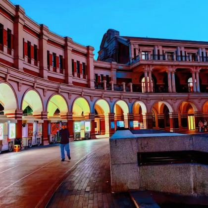 天津五大道+瓷房子+天津古文化街旅游区+天津之眼摩天轮+意大利风情区2日1晚自由行