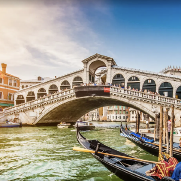 意大利米兰+维罗纳+威尼斯+佩鲁贾+卡西诺+罗马8日7晚拼小团