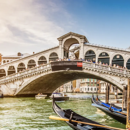 意大利米兰+维罗纳+威尼斯+佩鲁贾+卡西诺+罗马8日7晚拼小团