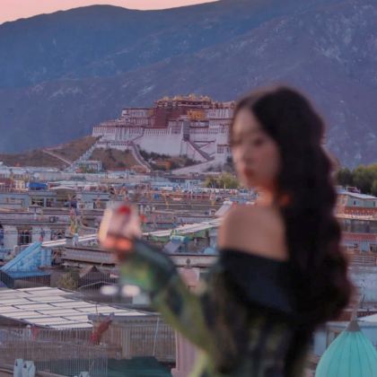 西藏拉萨+林芝+布达拉宫+雅鲁藏布大峡谷+巴松措+羊卓雍错+南迦巴瓦峰5日4晚跟团游