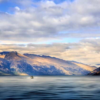 新西兰+北岛+南岛10日9晚拼小团