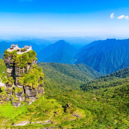 梵净山+铜仁大峡谷+天下苗城·苗王城+朱砂古镇4日3晚私家团