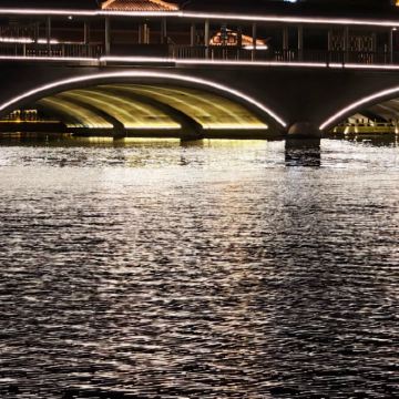 凤城河风景区+泰州老街+古光孝寺+江苏盐税博物馆+千垛景区+李中水上森林公园3日2晚私家团