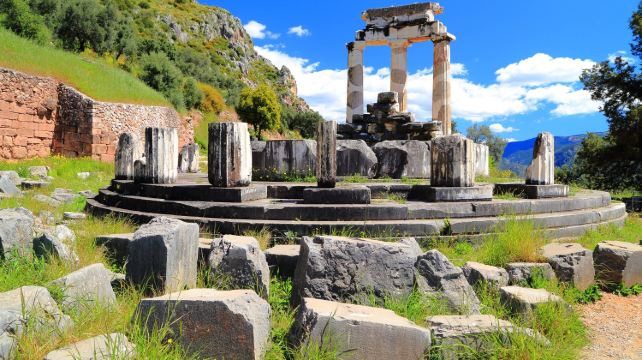 希臘雅典+奧林匹亞+德爾菲+邁泰奧拉+雅典衛城+科林斯運河+納夫普利翁+帕特農神廟+邁錫尼5日4晚跟團遊·神話歷史線路+精品小團+中文導遊及全程用車服務+純玩 無購物+自由行時光+奧林匹克運動起源+天空之城