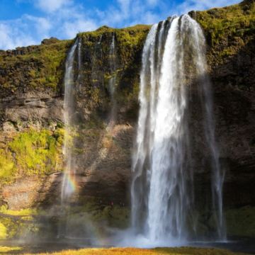 雷克雅未克8日7晚拼小团
