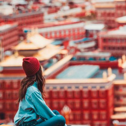 稻城亚丁+色达+四姑娘山+鱼子西+成都8日7晚私家团