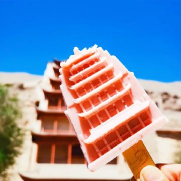 张掖+嘉峪关+敦煌3日2晚跟团游