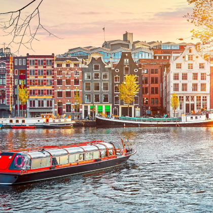 荷兰阿姆斯特丹+海牙+比利时布鲁塞尔+卢森堡+德国科隆9日8晚私家团