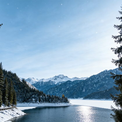 新疆乌鲁木齐+北疆+阿勒泰地区+赛里木湖8日7晚私家团