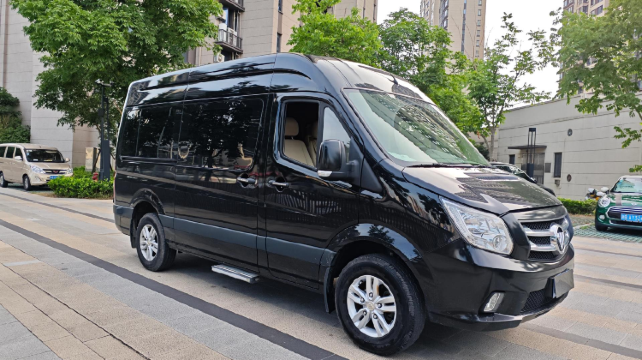 6-Day Scenic Hunan Group Tour·Zhangjiajie National Park, Glass Bridge & Tianmen Highlights