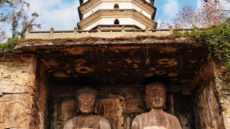 6D5N · Group Tours · Chongqing + Wulong District + Pengshui County+Gongtan Ancient Town+Chiyou Jiuli Palace+Dazu Rock Carving