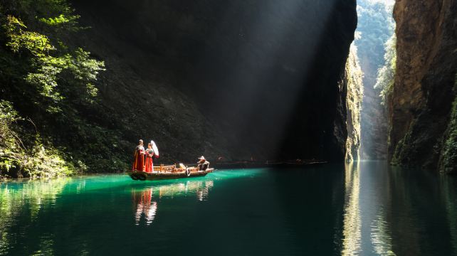 恩施土家族苗族自治州、恩施+8