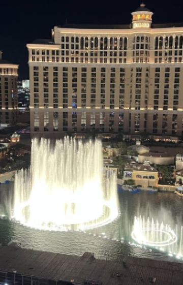 拉斯维加斯+羚羊峡谷+大峡谷国家公园+马蹄湾+鲍威尔湖2日1晚跟团游图片