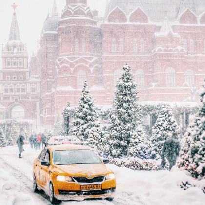 俄罗斯莫斯科+圣彼得堡9日跟团游