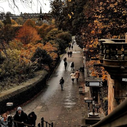 英国曼彻斯特+约克+纽卡斯尔+温德米尔+利物浦+爱丁堡7日6晚拼小团