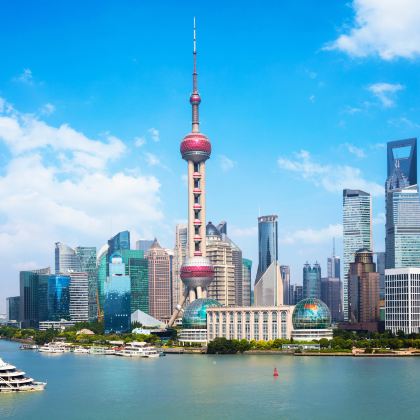 横店影视城+千岛湖+上海3日2晚跟团游