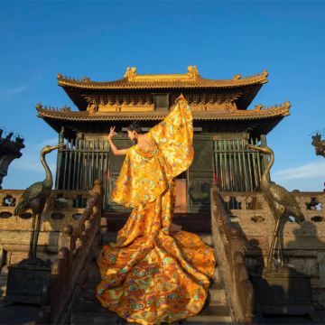 武当山+金顶2日1晚跟团游