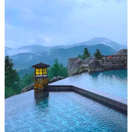 贺州+黄姚古镇+西溪森林温泉度假村3日2晚跟团游