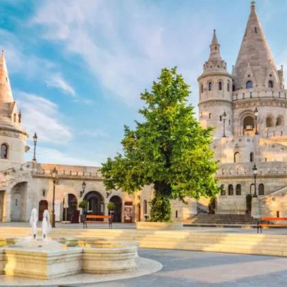 匈牙利+斯洛文尼亚+克罗地亚+波黑+黑山+塞尔维亚13日跟团游