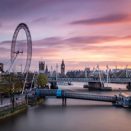 英国+爱尔兰14日跟团游