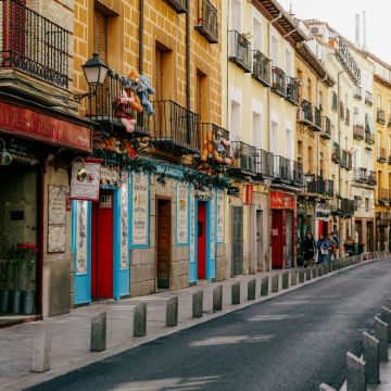 西班牙圣地亚哥德孔波斯特拉7日6晚私家团