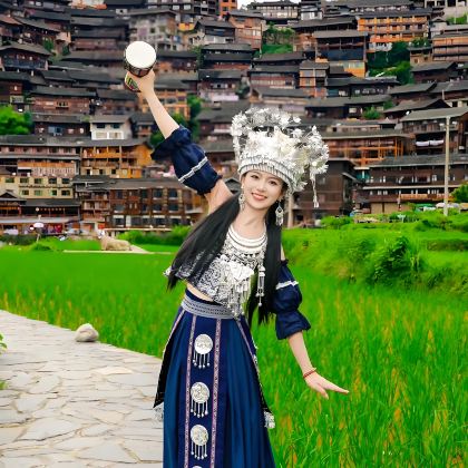 贵州贵阳+黄果树景区+荔波小七孔景区+西江千户苗寨5日4晚跟团游