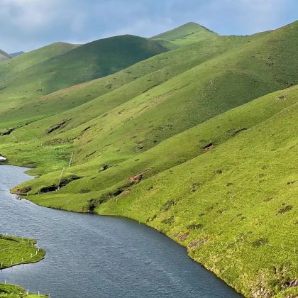 昆明+曲靖+九乡+陆良彩色沙林+会泽5日4晚私家团