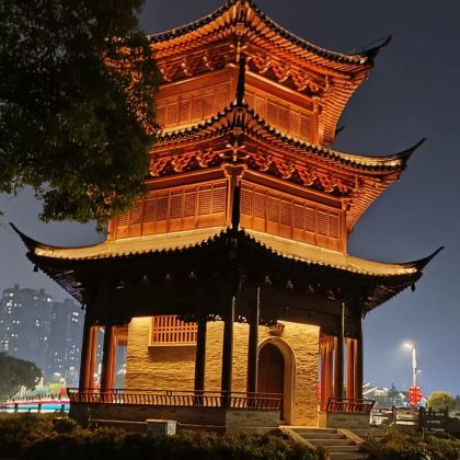 南通狼山风景名胜区+啬园+南通博物苑+南通市濠河景区+寺街+泰州3日2晚私家团