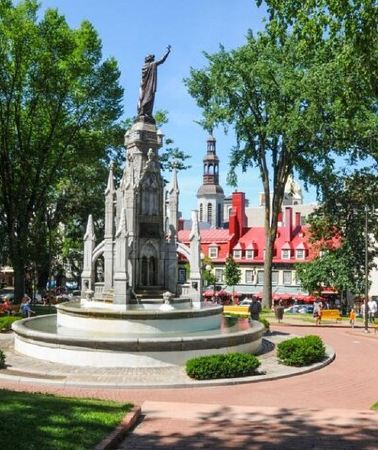 4D3N • Toronto, Montreal, Ottawa and More 4-Day Small-Group Tour