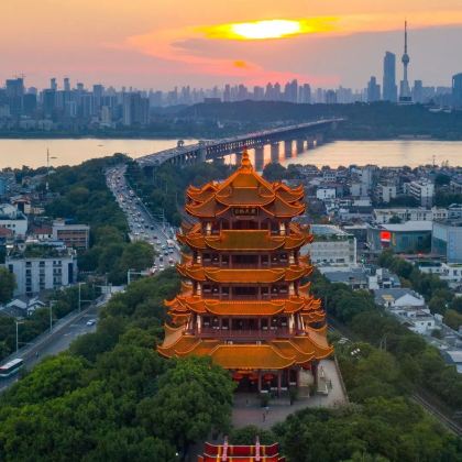 武汉+黄鹤楼+长江三峡+三峡人家+恩施大峡谷5日4晚私家团