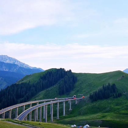 乌鲁木齐+喀纳斯景区+赛里木湖8日7晚拼小团