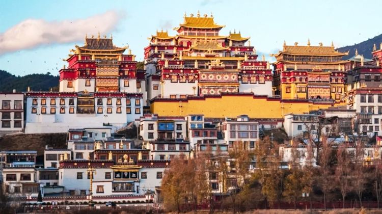 8D7N · Group Tours ·  Consult for GIFT: Dali Erhai + Lijiang + Yulong Snow Mount+ Shangri-la. 8 pax EN group and exclusive for International Visitors·  &nbsp;