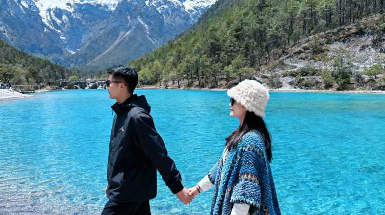 昆明+大理市+麗江+香格里拉8日7晚跟團遊·15人小團洱雙海景 海明星同款遊輪+一線海景餐廳+雙旅拍+民族寫真 雪山大索道+印象麗江