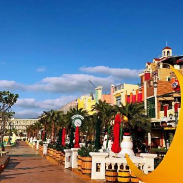 日本冲绳+渡嘉敷岛+座间味观鲸5日4晚跟团游