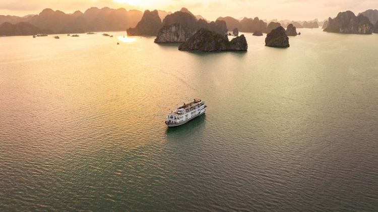 2D1N · Group Tours · The Best Halong Bay Overnight Cruise– CozyBay Grand-All Inclusive