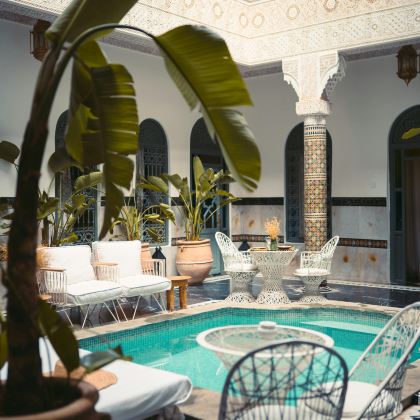 摩洛哥11日10晚私家团